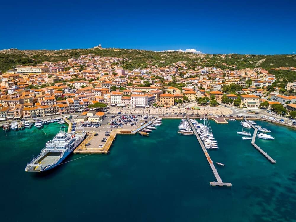 Plaja cu nisip roz din Italia. Unde se află Spiaggia Rosa Budelli, cum arată și cum ajungi la ea - Imaginea 3