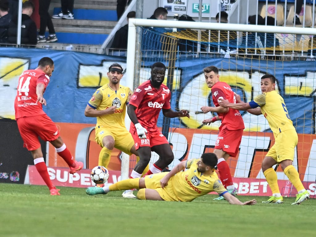 SuperLiga: Victorie in extremis pentru UTA Arad, printr-un gol marcat în minutul 96