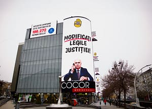 Demers al societății civile pentru a-i cere lui Bolojan modificarea legilor justiției. „E la kilometrul 0 al Capitalei”