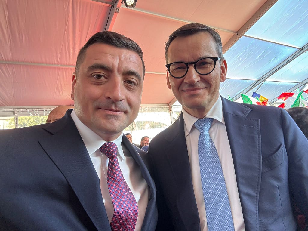 EXCLUSIV. Unul dintre cei mai importanți aliați europeni ai lui George Simion vrea ca acesta „să nu se lase niciodată șantajat de Comisia Europeană și dă un exemplu. „Nu știu dacă veți publica asta”