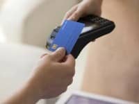 Surse: Viitorul Guvern ar putea introduce o taxă universală pe toate plățile din România