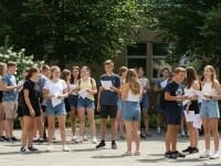 Alți zeci de mii de elevi vor primi, până la urmă, burse de merit. Noile reguli impuse de Ministerul Educației