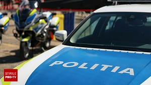 Soți aflați în proces de divorț s-au înjunghiat reciproc în casă, în Iași. Femeia a fugit și s-a blocat în mașină
