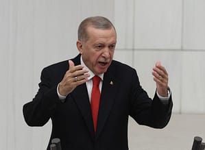 „Trebuie să aibă cel puțin trei copii”. Erdogan decretează „Deceniul familiei” în Turcia, în fața scăderii natalității