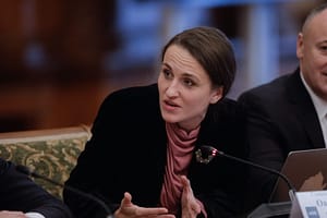 Pedepse penale pentru ocolirea sancțiunilor împotriva Rusiei. Anunțul ministrului de Externe