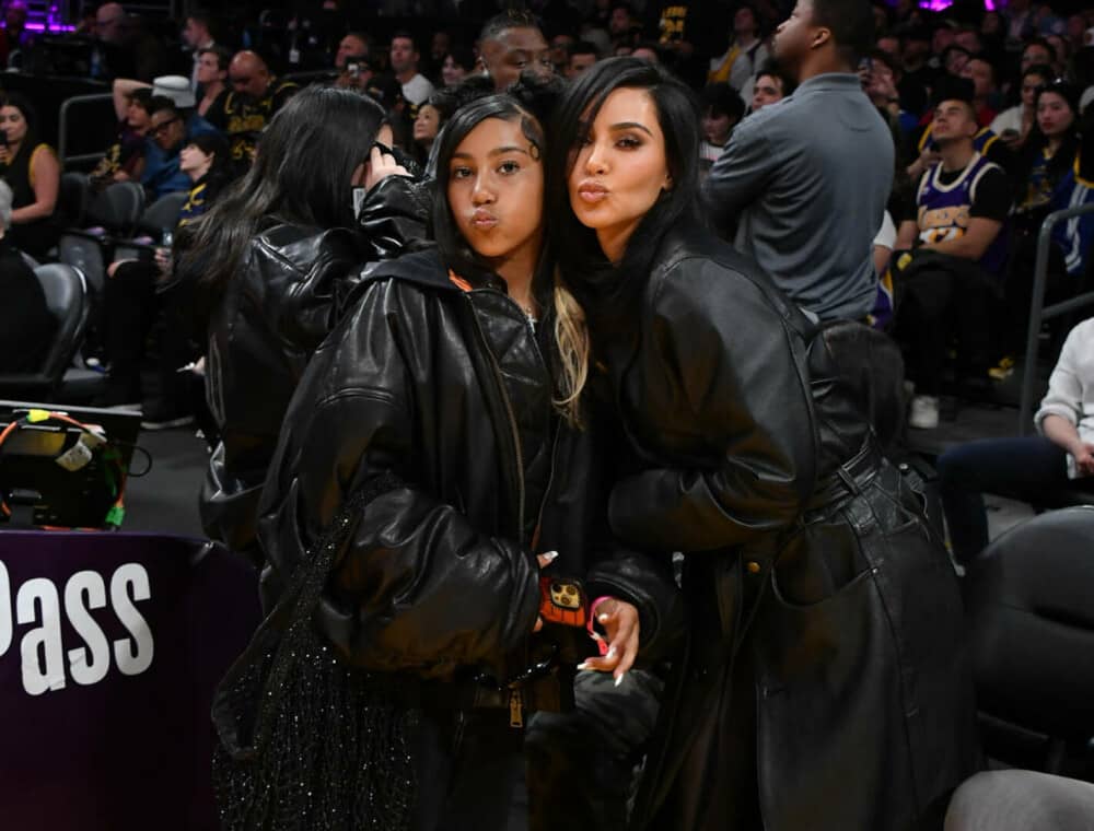Kim Kardashian și fiica ei North West au atras toate privirile la Roma. Ținuta excentrică a adolescentei de 12 ani. FOTO - Imaginea 14