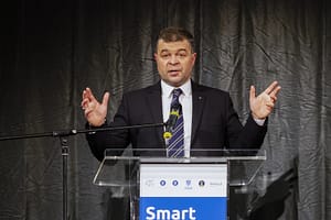 Cine este Marilen Pirtea, liberalul luat în calcul pentru Ministerul Educației după demisia lui Daniel David / O altă variantă posibilă