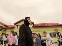 ”Minunea” de la Rădăuți. Așezământul care a salvat sute de copii abandonați: ”Dintotdeauna le-am cerut să stea cu capul sus”