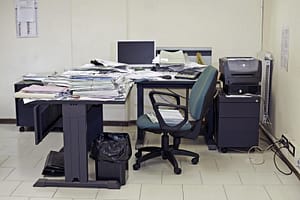 „Un experiment periculos”. Primele reacții din rândul funcționarilor publici după noile măsuri anunțate de Bolojan