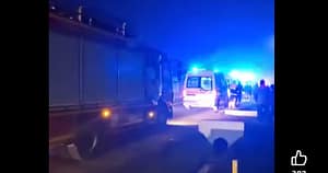 Un microbuz în care erau copii a intrat într-o casă, în județul Sibiu. Zece victime au ajuns la spital. A fost activat Planul Roșu de intervenție