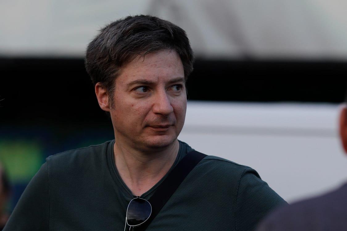 Andrei Caramitru sugerează introducerea unui examen pentru vot FOTO: Inquam photos/ Octav Ganea