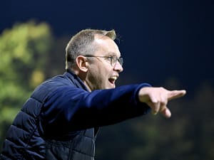 Românii au pornit scandalul în Belgia! Antrenorul a fost demis după o victorie: acuzațiile lansate