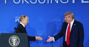 Intervenția lui Trump nu face decât să prelungească războiul din Ucraina — The Guardian