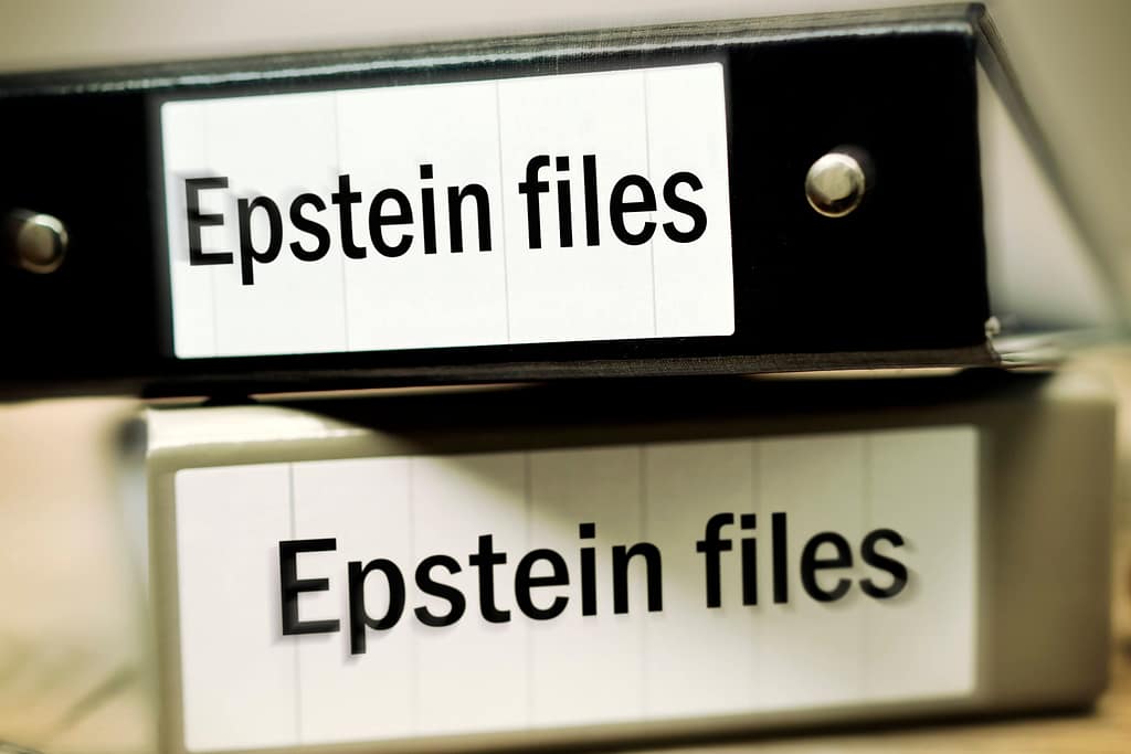 Publicarea dosarelor Epstein va întârzia cu câteva săptămâni. Au fost descoperite aproape un milion de alte documente care pot avea legătură cu abuzatorul sexual