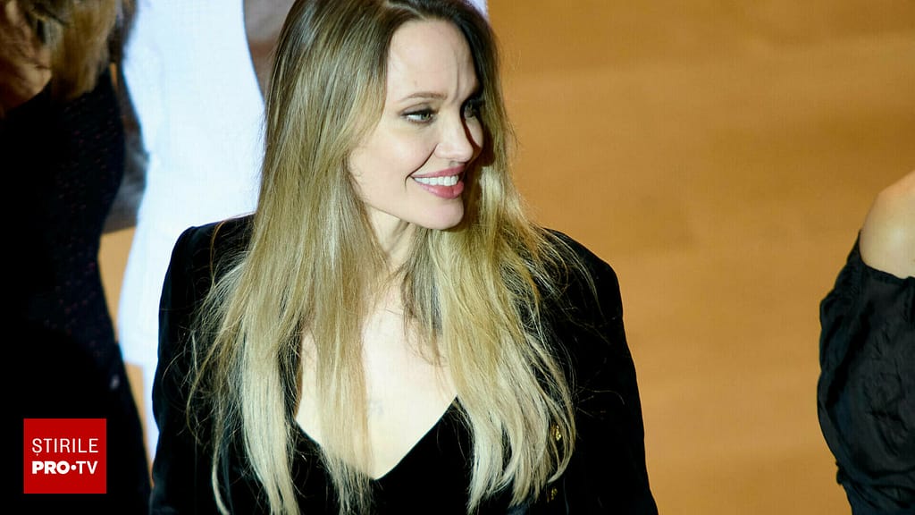 Angelina Jolie, vizită surpriză la Herson. Celebra actriță a vizitat un spital și o maternitate din orașul ucrainean. FOTO