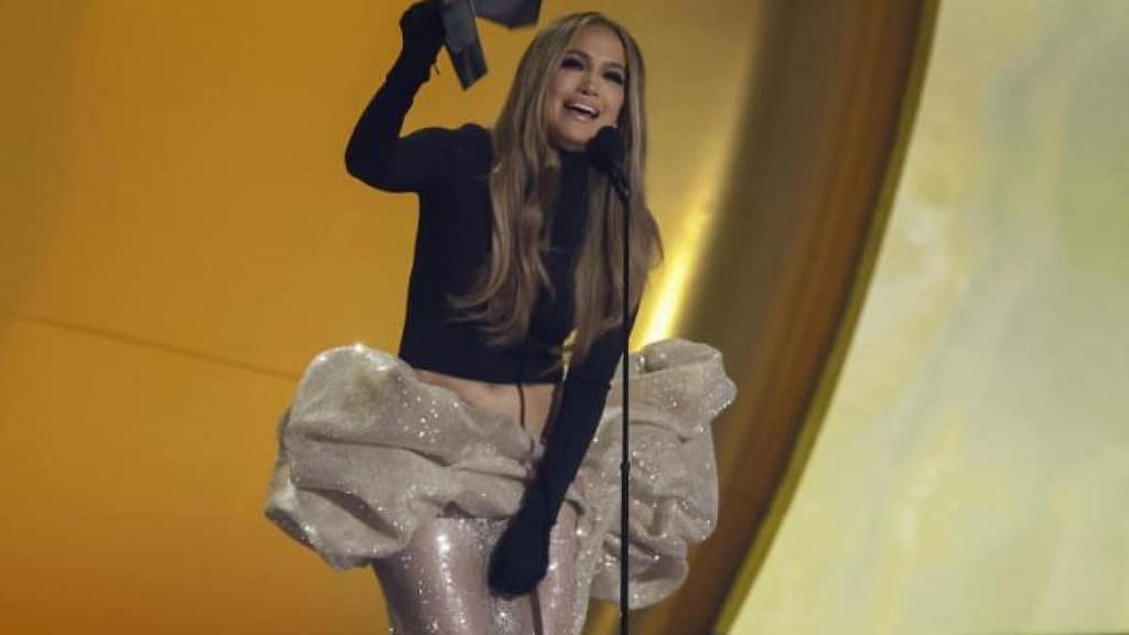 Gafa de Crăciun a lui Jennifer Lopez. Ce a făcut artista