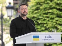 „Întâlnirea trebuie să se încheie cu o victorie politică.” Zelenski a declarat că dorește să discute cu Putin un armistițiu