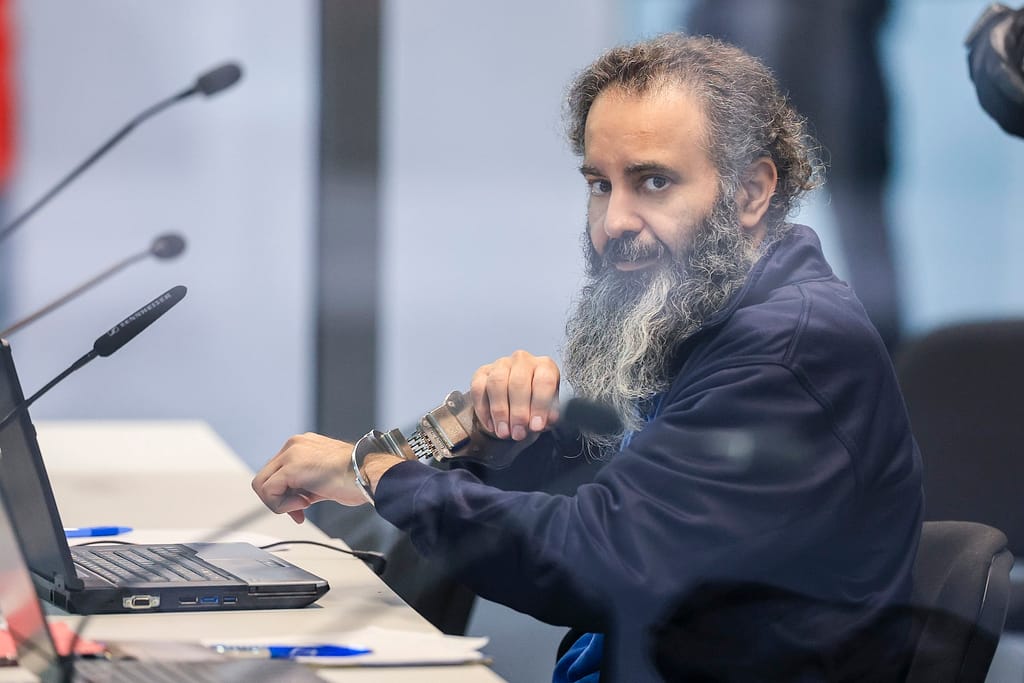 A început procesul bărbatului acuzat că a intrat intenționat cu mașina în târgul de Crăciun din Magdeburg. Șase oameni au murit și peste 300 au fost răniți