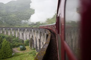 Kim Jong Un, în drum spre China cu un tren blindat care are 90 de vagoane. Pe drum, se va delecta cu vinuri franțuzești și homar proaspăt