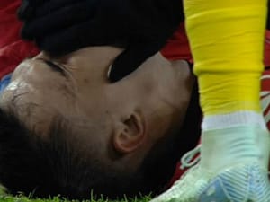 Verdict crunt! A căzut în careul Craiovei și a urlat de durere în meciul cu Csikszereda