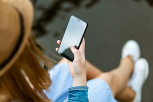 Atenţie la ofertele „prea bune ca să fie adevărate”! O nouă fraudă online folosește numele unui brand pentru a-ți goli contul bancar
