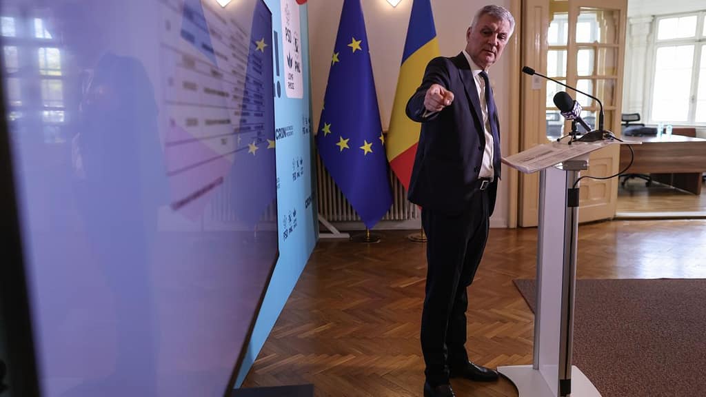 Moțiunea împotriva Dianei Buzoianu a trecut. Daniel Zamfir: Mărturisesc că am greșit în privința doamnei ministru