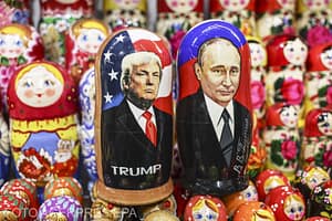 Rusia vrea negocieri pentru pace, dar acuză Ucraina de tergiversări. Trump amenință regimul Putin cu tarife de 100%