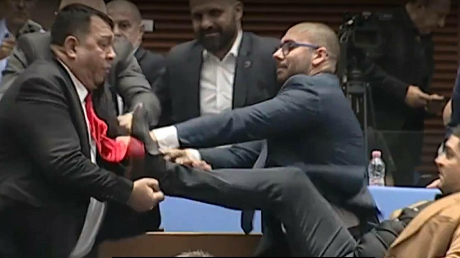 Bătaie în Parlamentul din Bulgaria