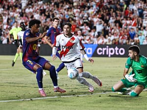 Barcelona s-a decis! A început negocierile pentru transferul unui fundaș dreapta