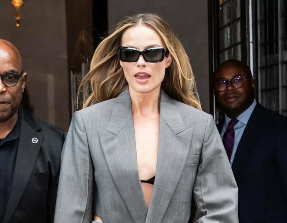 Margot Robbie, apariție discretă pe străzile din California, &icirc;ntre proiecte și pregătiri pentru următorul film. FOTO - Imaginea 7