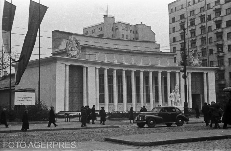 Mutilarea Sălii Dalles, pe care a “înghițit-o” un bloc socialist. Eleganta clădire interbelică a fost ridicată din suferința unei mame care și-a pierdut toți cei 3 copii