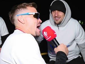 Imagini spectaculoase cu jucătorii FCSB-ului! Olaru, savuros în autocar: ”E ăla scump?” / ”De ce minți, mă?”