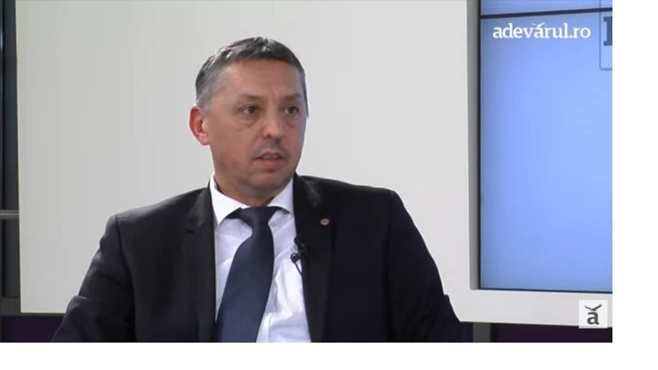 Daniel David, ministrul Educației  captura video YouTube Adevărul resize png