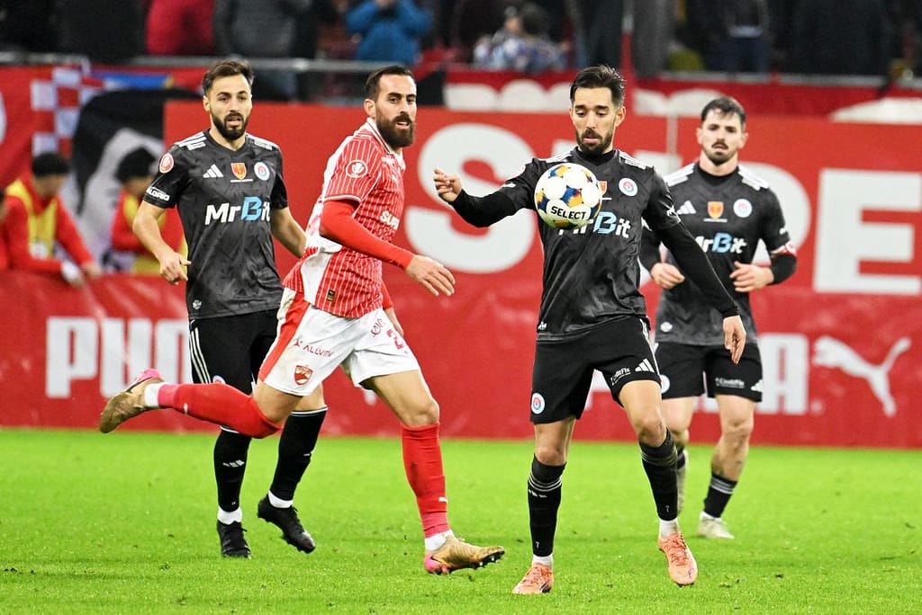 Campionul României e în cădere liberă: scos din lot, a primit hârtia de transfer