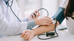 Studiu: Un instrument medical inovator aduce îmbunătăţiri importante în tratamentul hipertensiunii arteriale