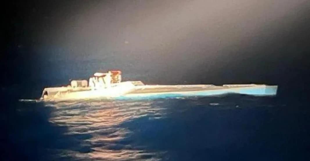 Submarinul a fost interceptat în Atlantic FOTO: X