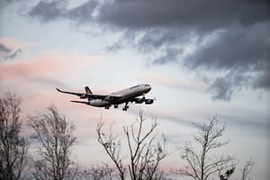Aviația europeană ‘decolează’ peste nivelul pre-pandemic din 2019: Cererea de combustibil urcă