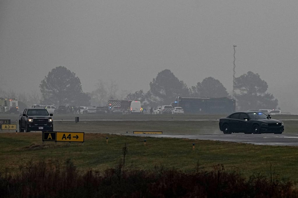 Avionul unui fost pilot de curse s-a prăbușit în SUA