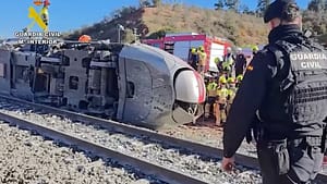 Ce s-a găsit în locul în care s-a produs tragedia feroviară din Spania. Defectul care ar fi cauzat nenorocirea
