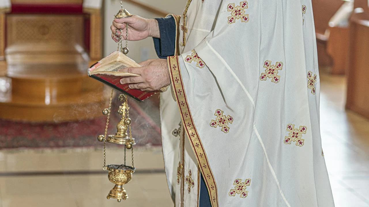 Preotul a fost suspendat de la oficierea slujbelor religioase. FOTO: arhivă