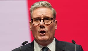 Prima remaniere majoră pentru guvernul Starmer, după controversa care a dus la demisia vicepremierului. Premiera bifată la Londra