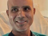 Cine este eroul care și-a riscat viața pentru a salva fetița căzută &icirc;ntr-un lac &icirc;n Craiova. Primele declarații din spital