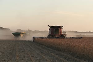 Cum au ajuns fermierii din California să pledeze pentru tehnologia AI. „O să fie o problemă din ce în ce mai mare”