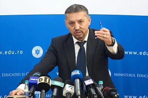 Ministerul Educaţiei anunţă că perioada dedicată integrării sugestiilor primite pentru programa la disciplina Limba şi literatura română a fost extinsă cu o săptămână