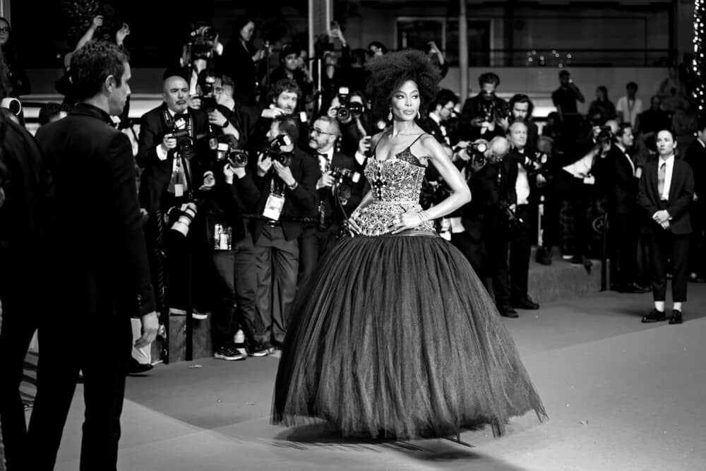 Naomi Campbell, transformare incredibilă pe covorul roșu, la Festivalul de la Cannes. Cum arată vedeta la 54 de ani. FOTO - Imaginea 15