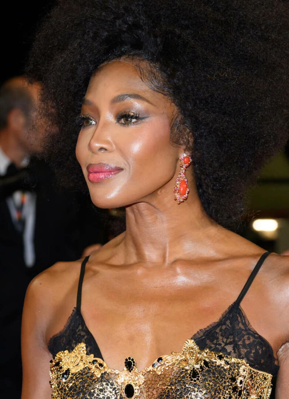 Naomi Campbell, transformare incredibilă pe covorul roșu, la Festivalul de la Cannes. Cum arată vedeta la 54 de ani. FOTO - Imaginea 16