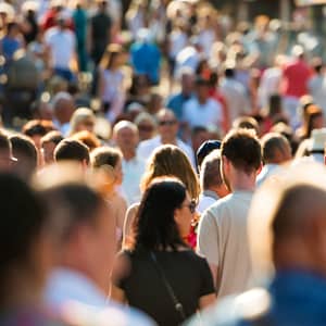 Cu cât va crește șomajul în România în urma concedierilor din administrația locală / Bolojan: Mediul privat poate să angajeze o mare parte din acești oameni