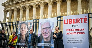 Macron anunță eliberarea a doi profesori francezi reținuți timp de trei ani în Iran: „Ce ușurare! Au ieșit din închisoarea Evin”