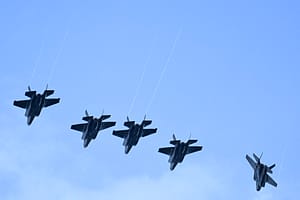 VIDEO „Al doilea atac kinetic” al armatei americane. Trump publică imagini cu bombardamentul, după o mare desfășurare de avioane invizibile F-35