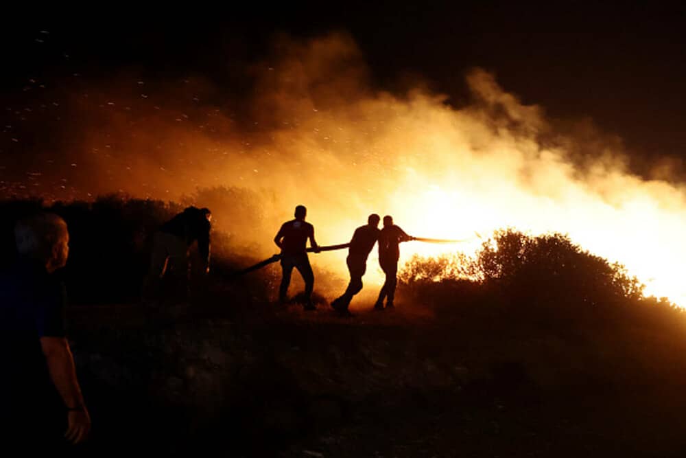 Sudul Europei, în alertă din cauza incendiilor. Flăcările au înghițit case în doar câteva minute, în Grecia și Turcia - Imaginea 6